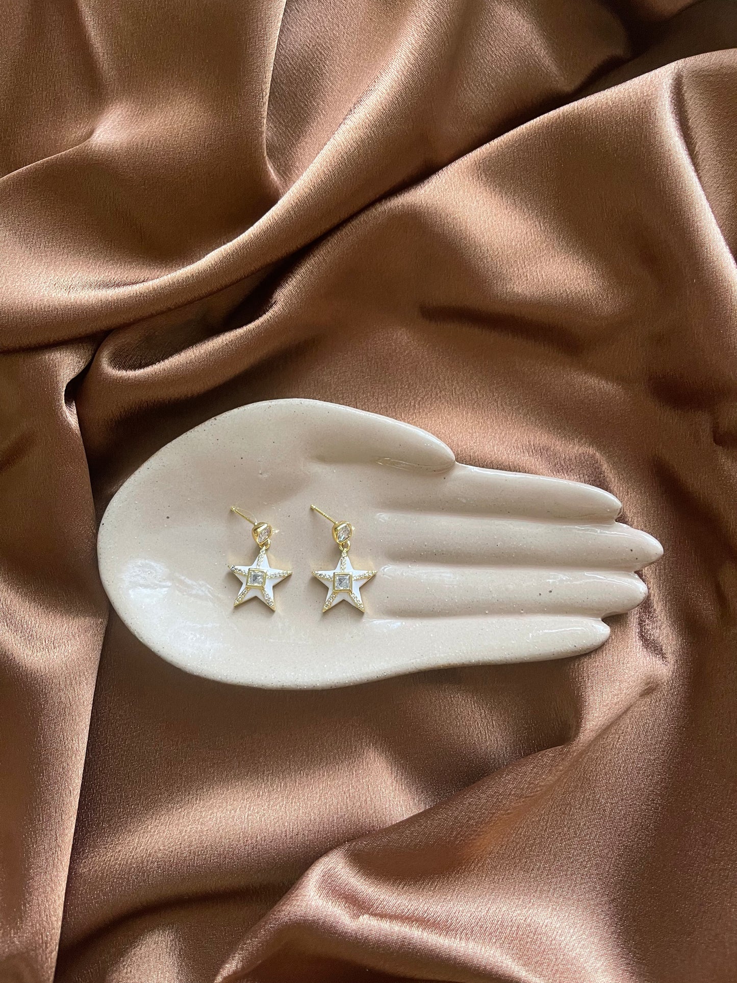 MISS STAR