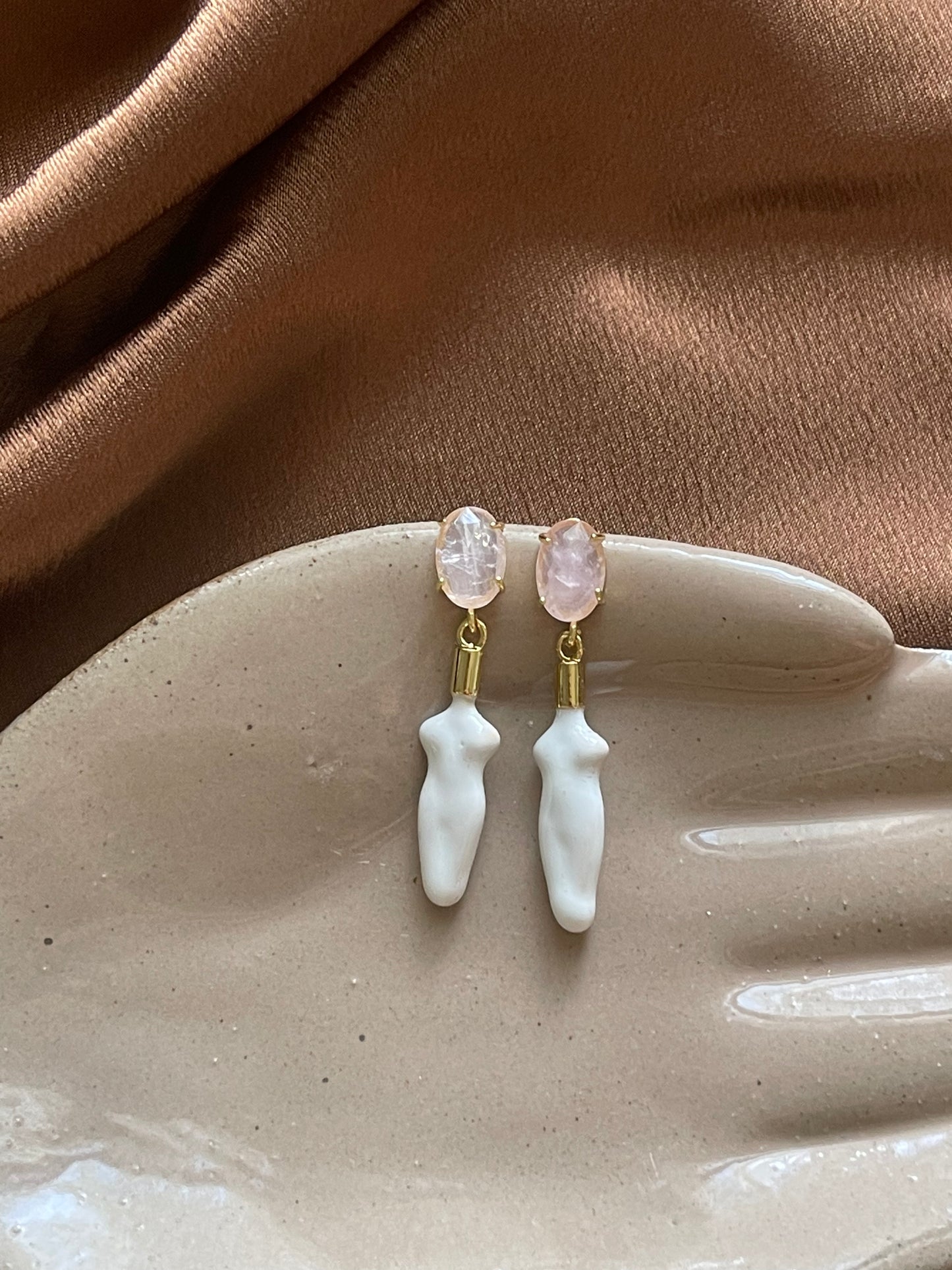 ROSE QUARTZ LADY
