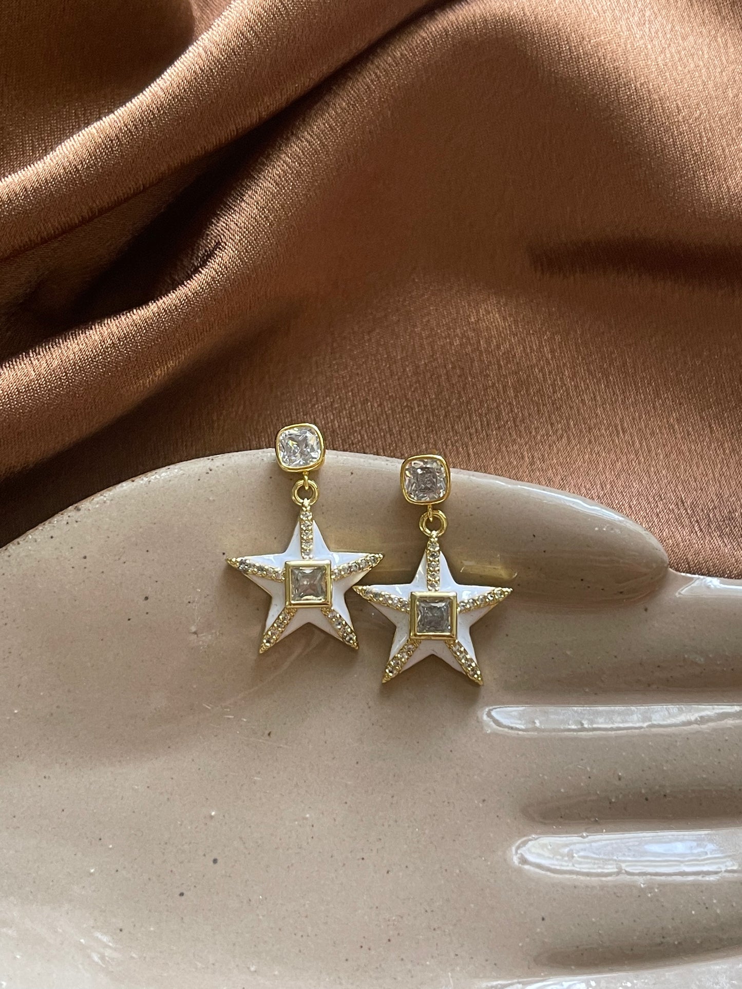 MISS STAR